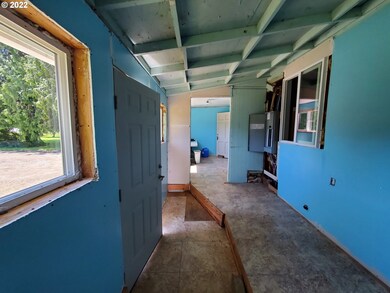 7029 N Fork Siuslaw Rd, Florence, OR 97439 - photo 4