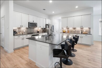 10208 Prairie Creek Ln, Conroe, TX 77384 - photo 7