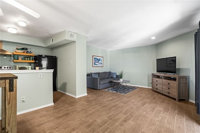 1011 Ennis Joslin Rd unit 213, Corpus Christi, TX 78412 - photo 3