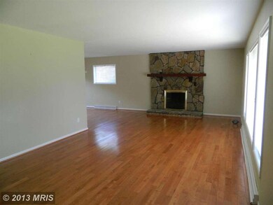 9095 Darley Dr, La Plata, MD 20646 - photo 4