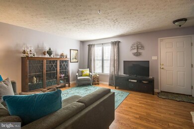 92 Gwynnswood Rd, Owings Mills, MD 21117 - photo 4