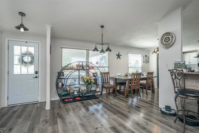 316 Candlewood Cir, Gainesville, TX 76240 - photo 7