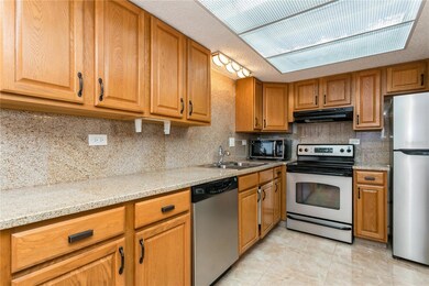 450 Treasure Island Causeway unit 505, Treasure Island, FL 33706 - photo 7