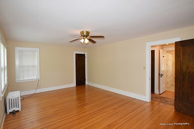 802 W Downer Place, Aurora, IL 60506 - photo 7