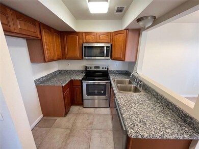 1016 Greenspoint Dr unit 1016, New Orleans, LA 70114 - photo 7