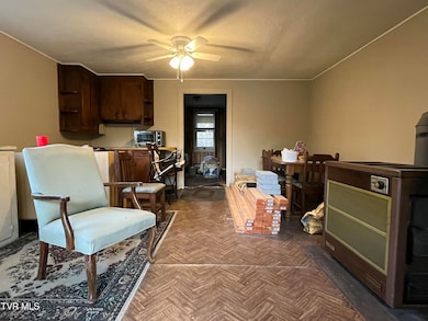 529 Stallard Lawson Cemetery Ln, Fort Blackmore, VA 24250 - photo 7