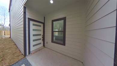 7916 James Franklin St, Houston, TX 77088 - photo 4