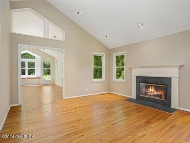 28 Dandy Dr, Cos Cob, CT 06807 - photo 4