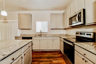 008-photo-kitchen-13965829