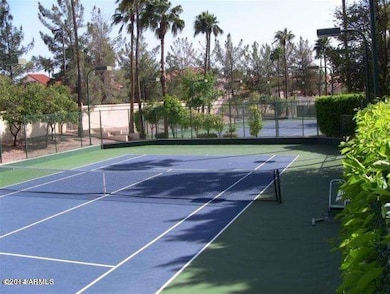 Val Vista Lakes Tennis courts