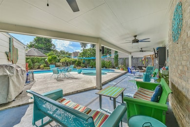 7111 Winding Walk Dr, Houston, TX 77095 - photo 3