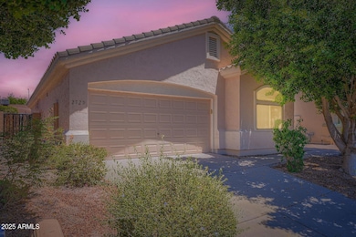 2729 N. Kenton - Web Quality - 002 - 02