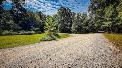 5 E Scotland Rd, Bloomfield, IN 47424 - photo 2