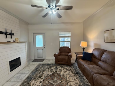 411 Niceville Ave, Niceville, FL 32578 - photo 7