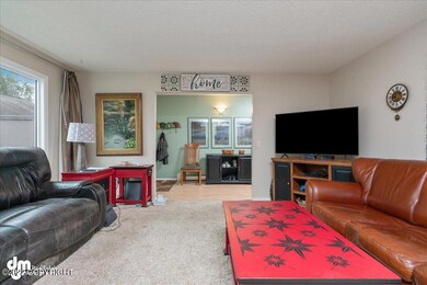 06-Living Room_MAX3517