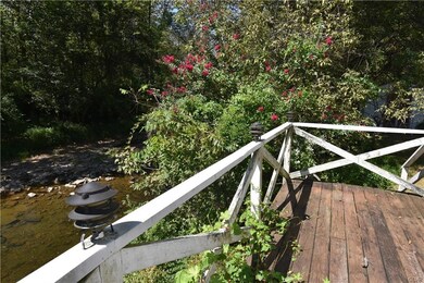 1718 Coal Yard Rd, Bethlehem, PA 18015 - photo 2