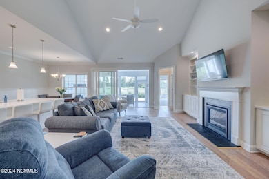 8700 Horse Nettle Dr NE unit 1-B, Belville, NC 28451 - photo 5