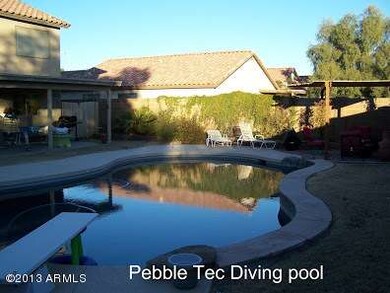 Pebble tec diving pool