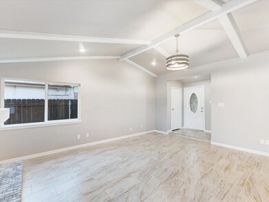 3029 Burning Tree Ln, Garland, TX 75042 - photo 6