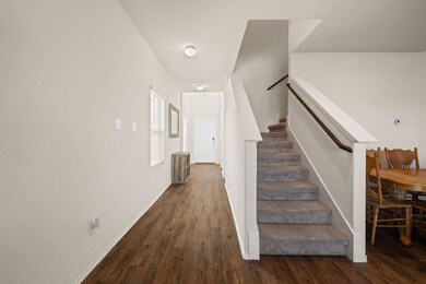 428 Major Lee Ln, Jarrell, TX 76537 - photo 4