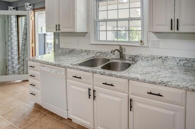 10 Bonnie Ct, Maryville, IL 62062 - photo 6