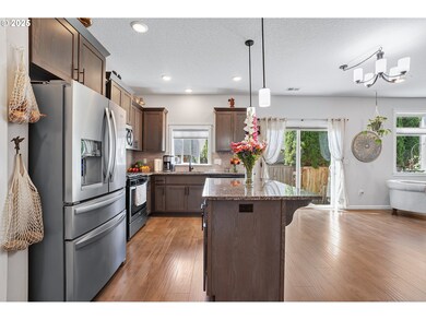 1005 S Nectarine St, Cornelius, OR 97113 - photo 5