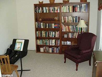 Studio/Study/Office - Living room/study.