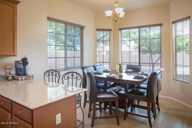 6 dining nook