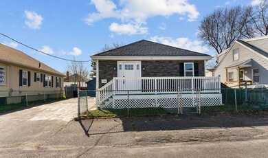76 Draper St, Pawtucket, RI 02861 - photo 3