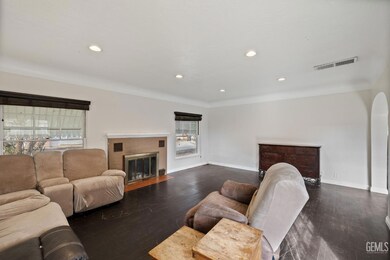 244 Arvin St, Bakersfield, CA 93308 - photo 7