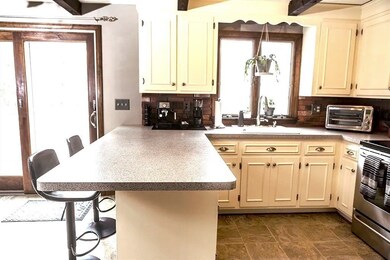 27 Carl Rd, Walpole, MA 02081 - photo 4