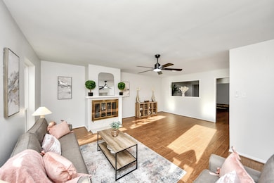 18209 Vinland Dr, Houston, TX 77058 - photo 2