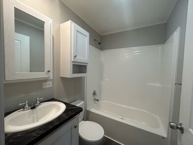 2457 Birch Dr unit 123, Kawkawlin, MI 48631 - photo 3