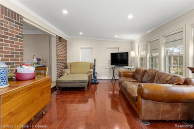 7941 N Charlesworth St, Dearborn Heights, MI 48127 - photo 4