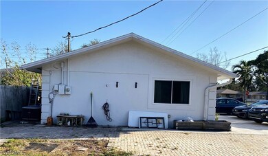 1003 Trail Terrace Dr, Naples, FL 34103 - photo 5