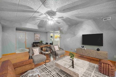 Open living room, dining rom and kitchen layout