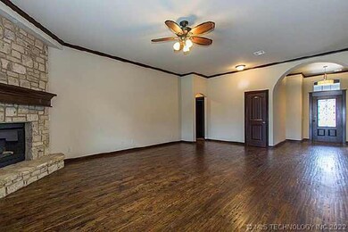 7216 E Louisville St, Broken Arrow, OK 74014 - photo 6