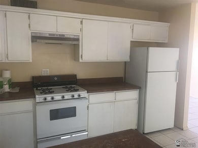 1802 W 3 Place, Yuma, AZ 85364 - photo 6