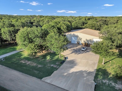 119 Forest Creek Cir, Weatherford, TX 76088 - photo 3