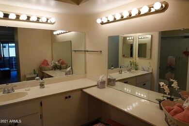 503 S Palo Verde Way unit 8, Mesa, AZ 85208 - photo 7