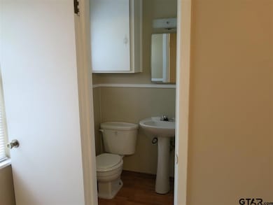 1601 1601 Woodland Hills Dr, Tyler, TX 75701 - photo 6