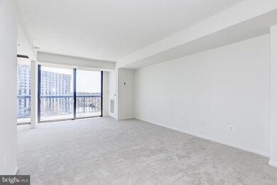 Chelsea Towers unit 911, Bethesda, MD 20817 - photo 6