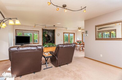Living Room 20170530-DW-3236-SMALL