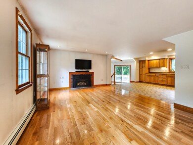 6 Pheasant Ln, Bourne, MA 02534 - photo 4