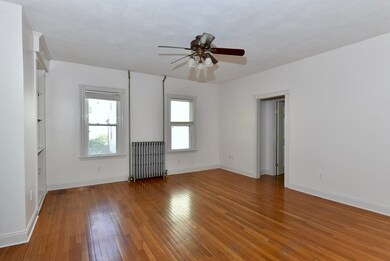 478 Beech St unit 1, Roslindale, MA 02131 - photo 4