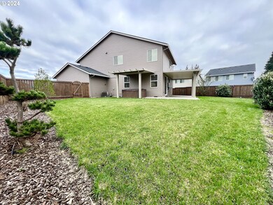 1726 S Evergreen St, Canby, OR 97013 - photo 6