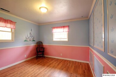 1377 14th Ave SW, Albany, OR 97321 - photo 5