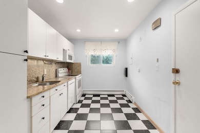 21 Westgate Rd unit 6, West Roxbury, MA 02132 - photo 4