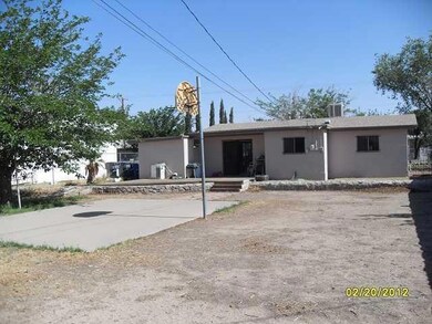 8068 Valley View Dr, El Paso, TX 79907 - photo 5