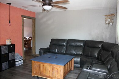 501 Elbron Rd, Springfield, OH 45505 - photo 5